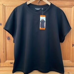 NWT Danskin Short Sleeve Scuba Rib Tee, size XXL, color “black salt”